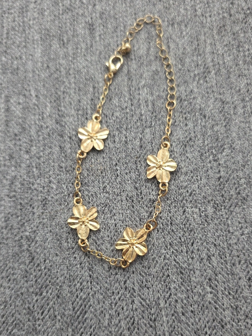 Gold Flower Link Bracelet - Women Jewelry